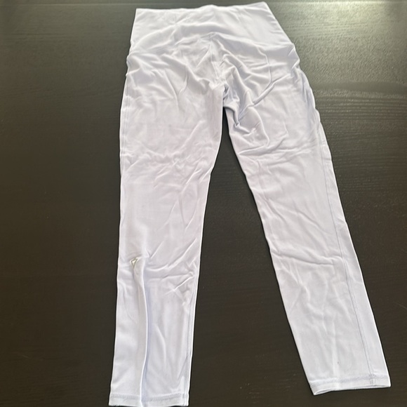 Ivivva girls leggings periwinkle colour. Fits like a womens zero. - Picture 2 of 3